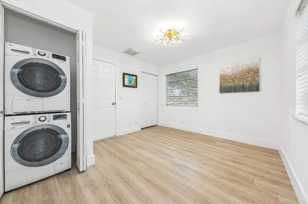 13725 Flora Place Delray Beach FL 33484