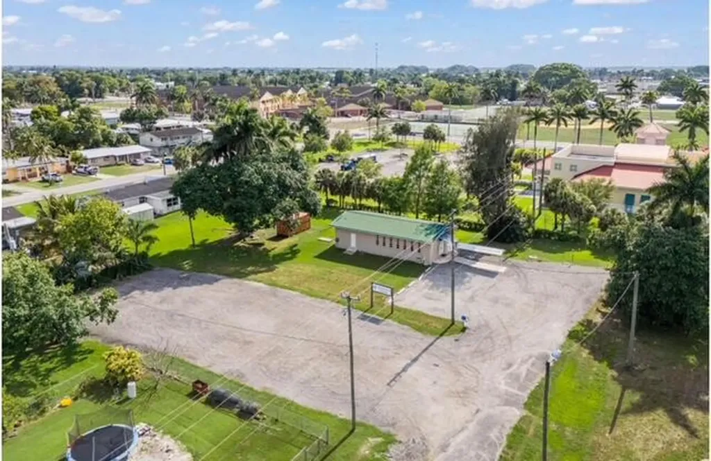 224 NW G Avenue Belle Glade FL 33430