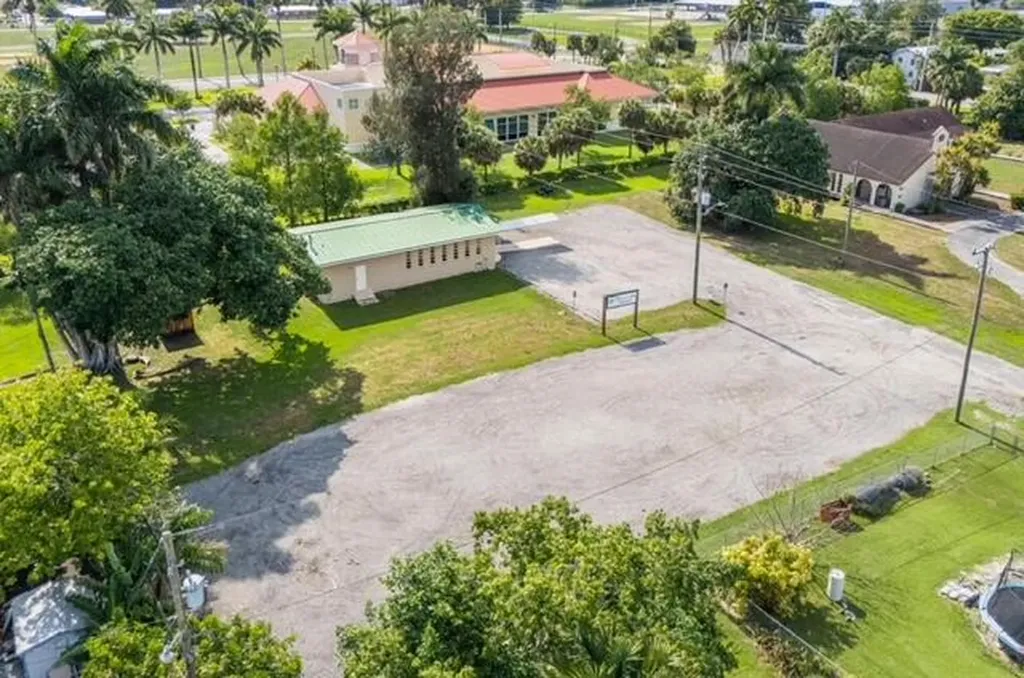 224 NW G Avenue Belle Glade FL 33430