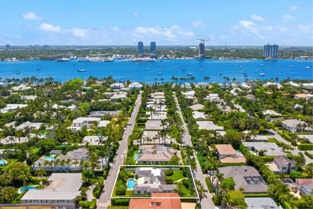 226 List Road Palm Beach FL 33480