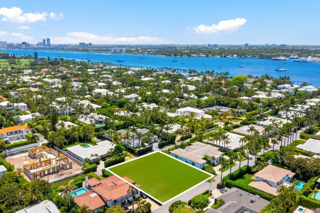 226 List Road Palm Beach FL 33480