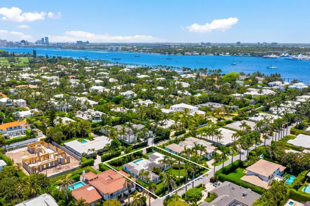 226 List Road Palm Beach FL 33480