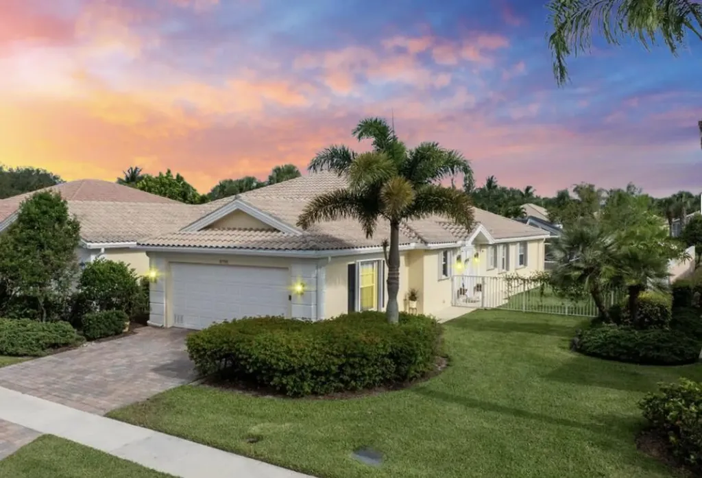 8196 Quito Place Wellington FL 33414