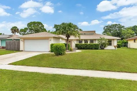 2558 Canterbury Drive S Riviera Beach FL 33407
