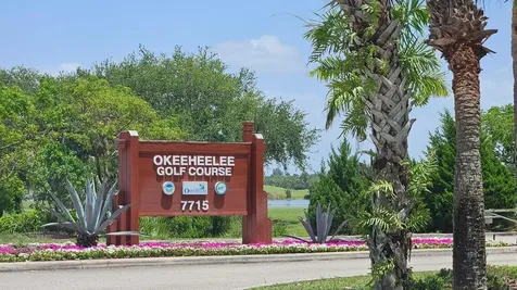 1652 Crooked Stick Way Greenacres FL 33413