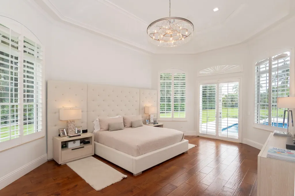 8246 Man O War Road Palm Beach Gardens FL 33418