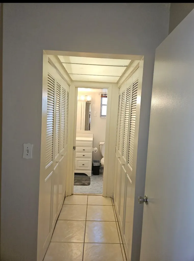 2581 N Garden 202 Drive N Lake Worth FL 33461