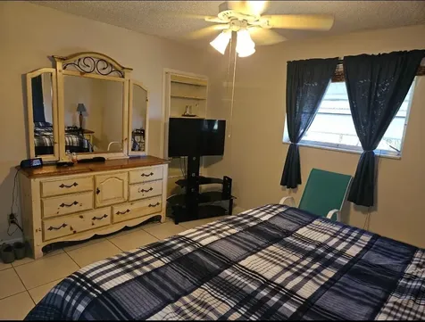 2581 N Garden 202 Drive N Lake Worth FL 33461