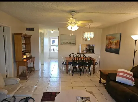 2581 N Garden 202 Drive N Lake Worth FL 33461