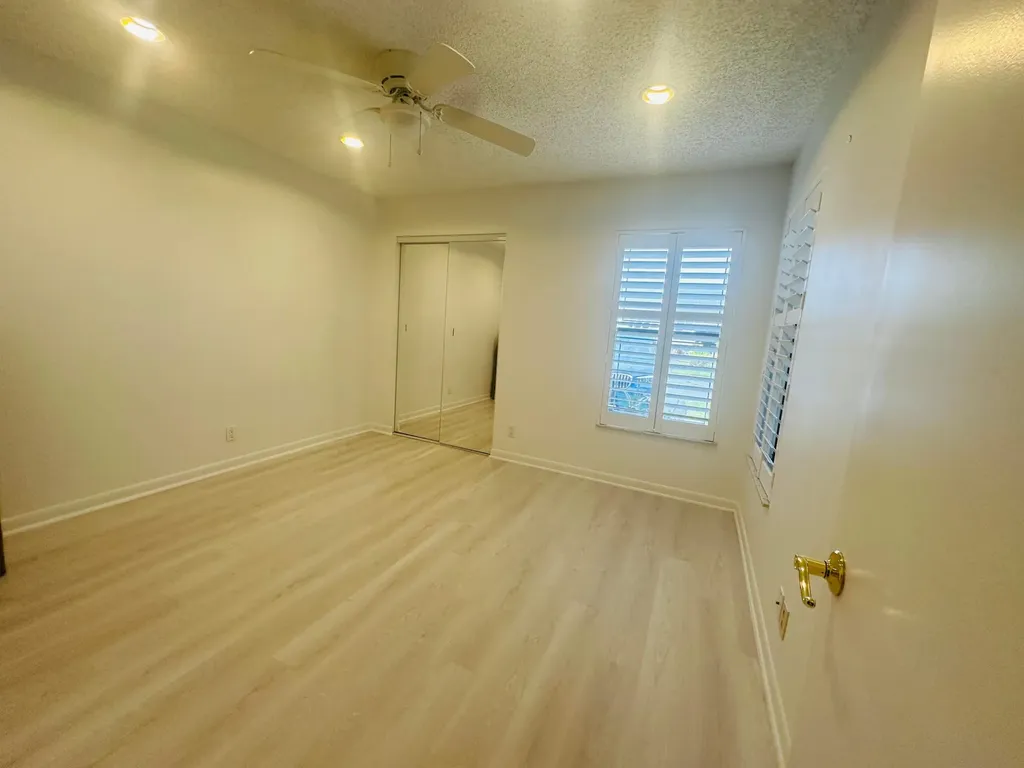 10900 Waterberry Court Boca Raton FL 33498