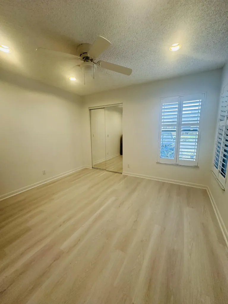 10900 Waterberry Court Boca Raton FL 33498
