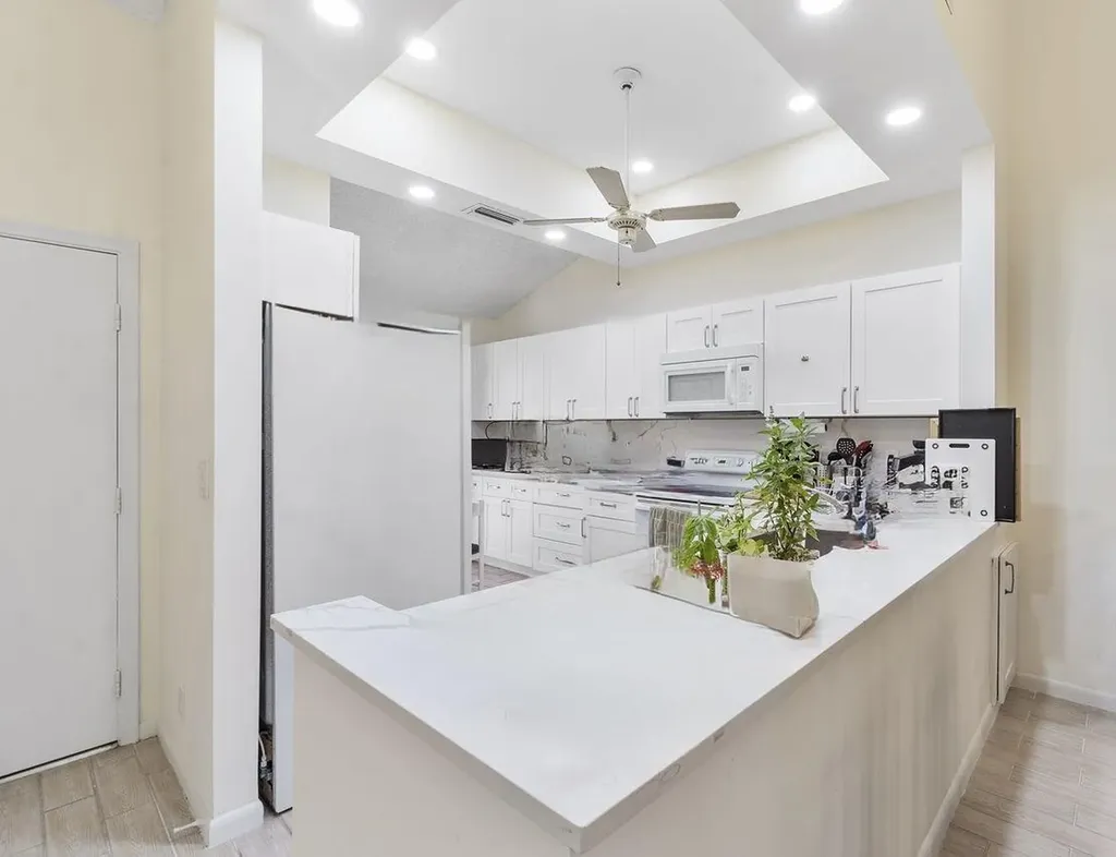 10900 Waterberry Court Boca Raton FL 33498