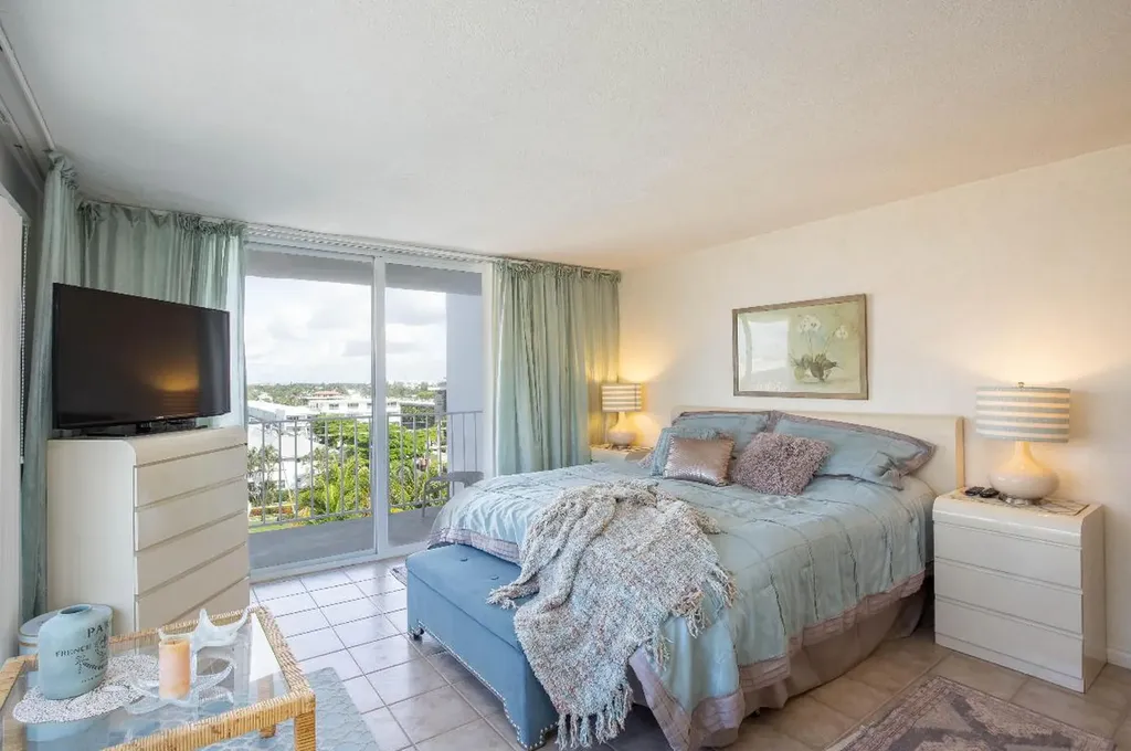 4200 S Ocean Boulevard South Palm Beach FL 33480