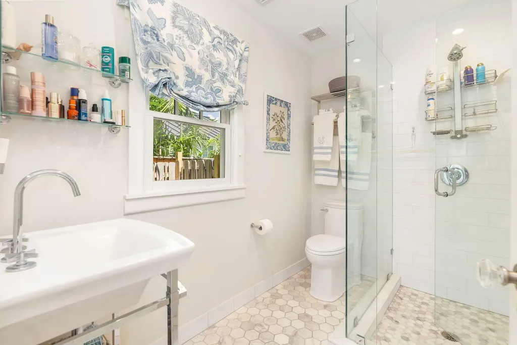 216 Lakeland Drive West Palm Beach FL 33405
