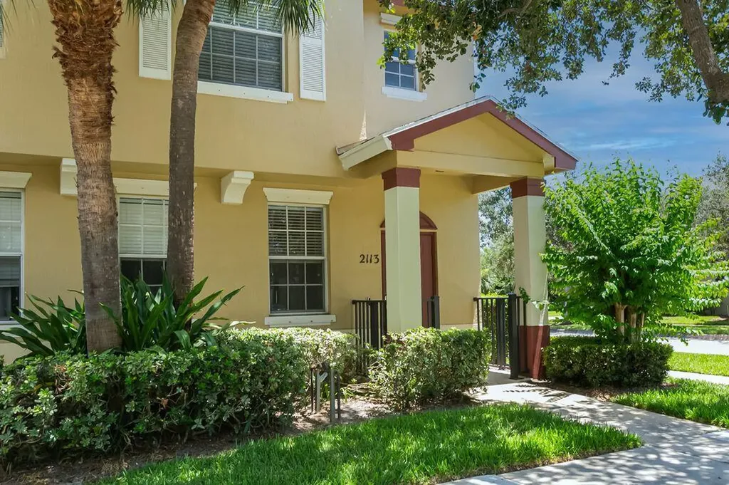 2113 SE Fern Park Drive Port St Lucie FL 34952