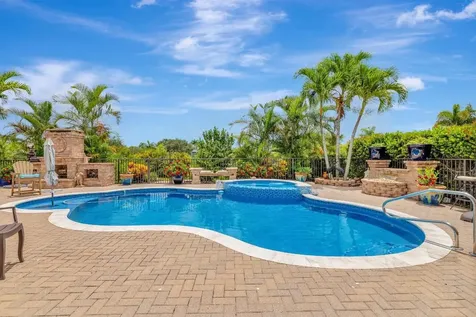 699 SW River Bend Circle Stuart FL 34997