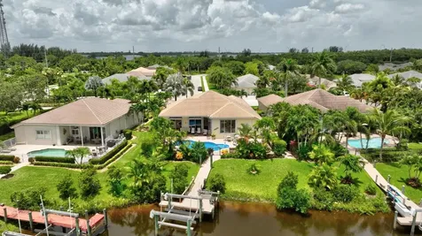699 SW River Bend Circle Stuart FL 34997