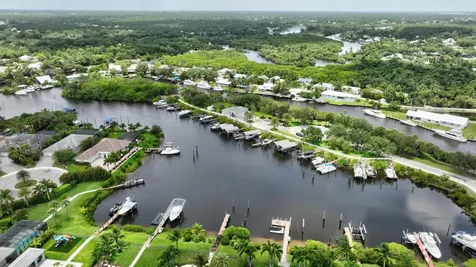 699 SW River Bend Circle Stuart FL 34997
