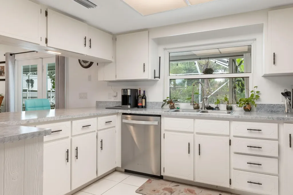 1104 NW 12th Terrace Stuart FL 34994