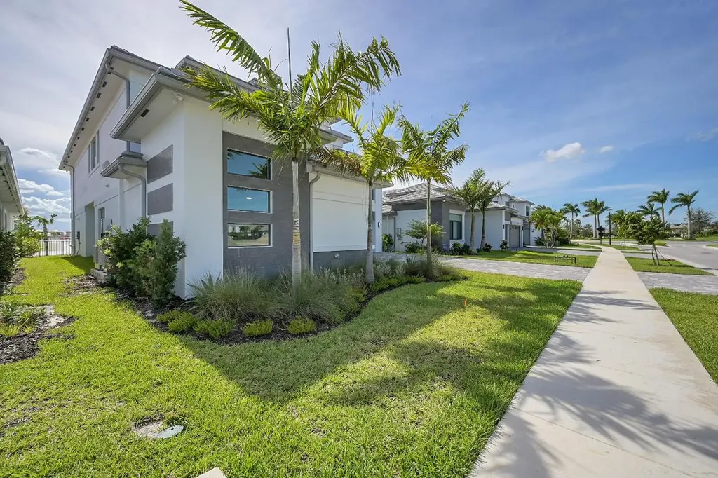 9979 Migration Point Palm Beach Gardens FL 33412