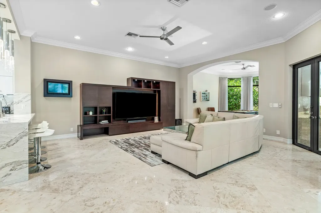 17657 Middlebrook Way Boca Raton FL 33496