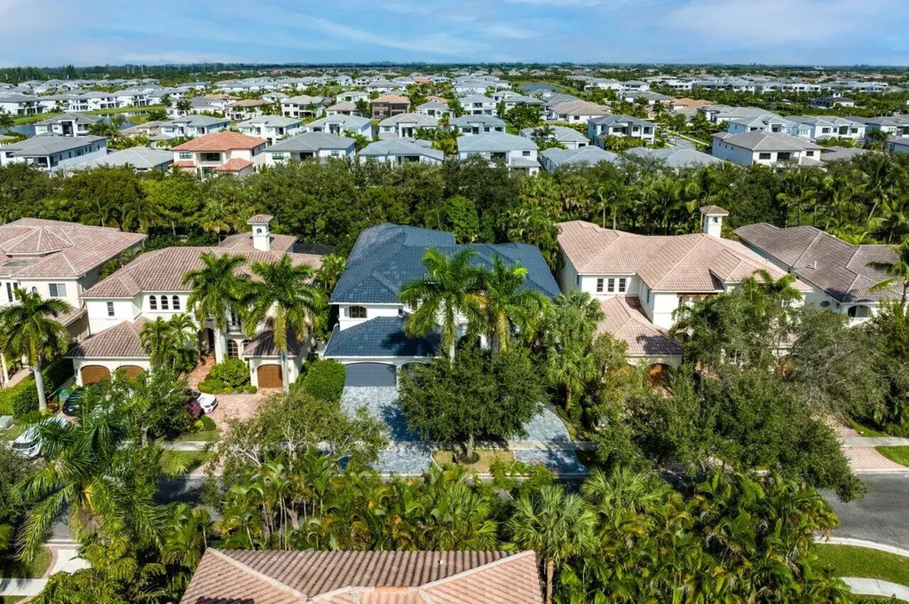 17657 Middlebrook Way Boca Raton FL 33496