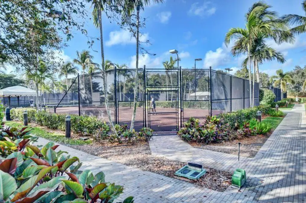 17657 Middlebrook Way Boca Raton FL 33496