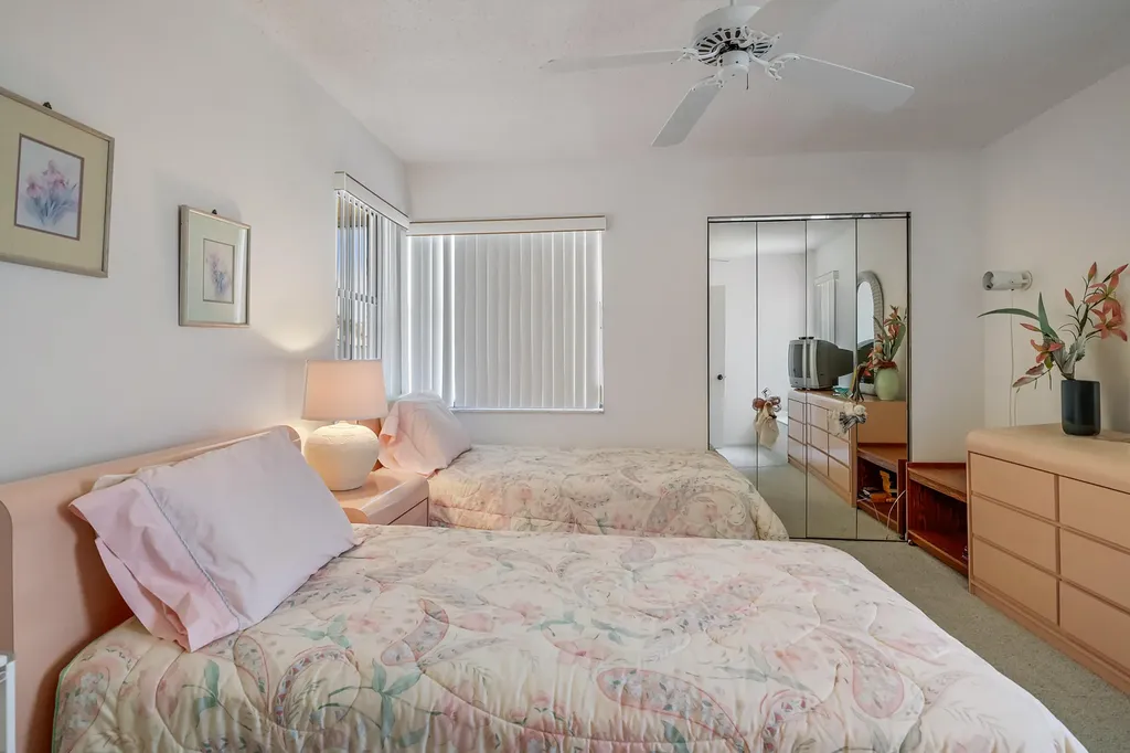 7610 Tahiti Lane Lake Worth FL 33467