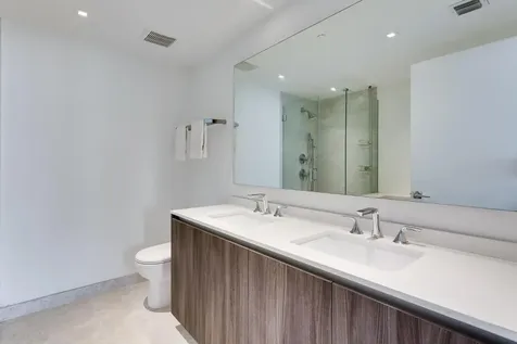 488 NE 18th Street Miami FL 33132