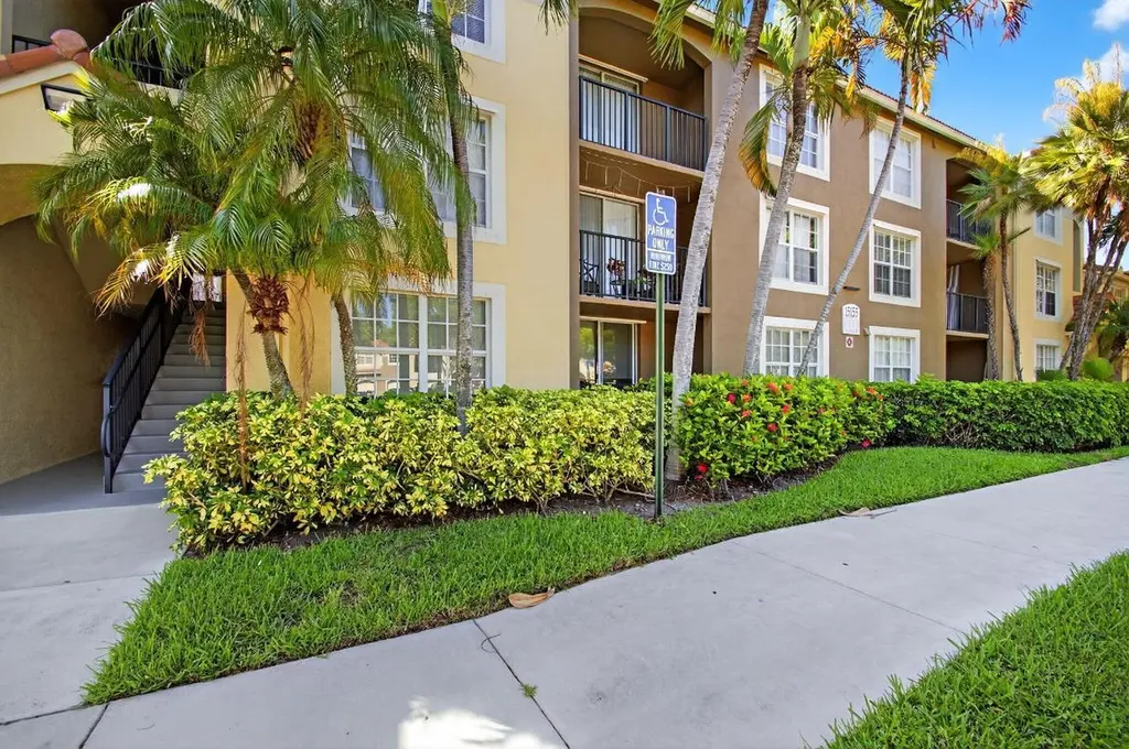15155 Michelangelo Boulevard Delray Beach FL 33446