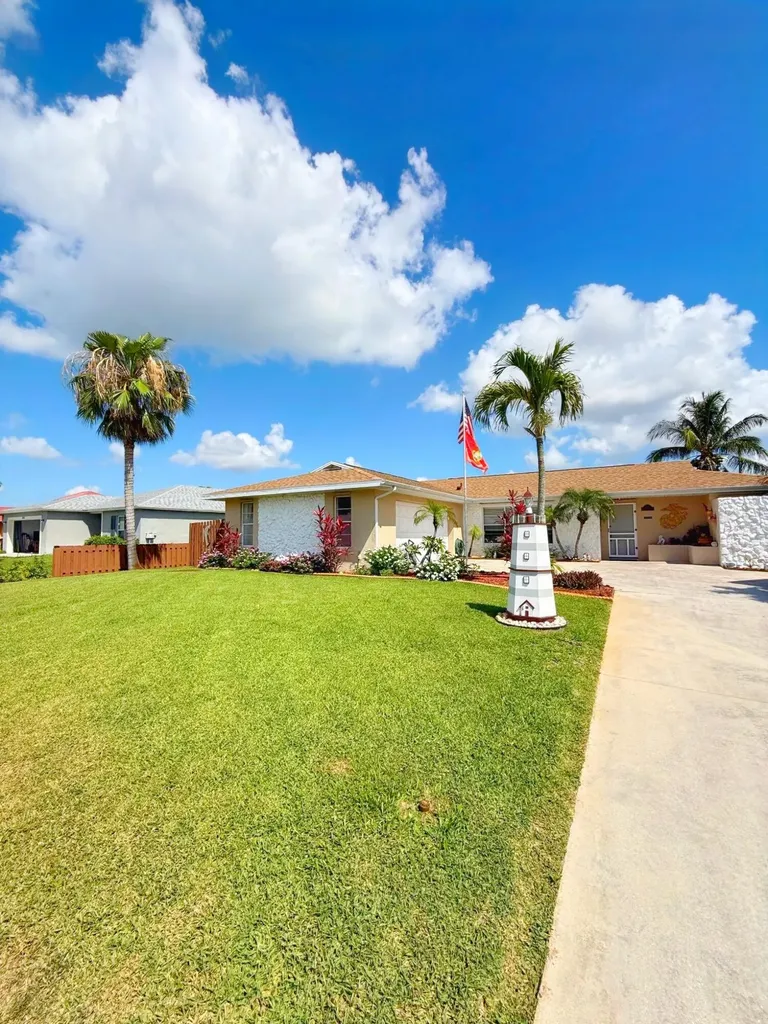 637 SW Sail Terrace Port St Lucie FL 34953