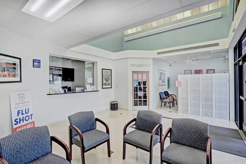 3537 Forest Hill Boulevard West Palm Beach FL 33406