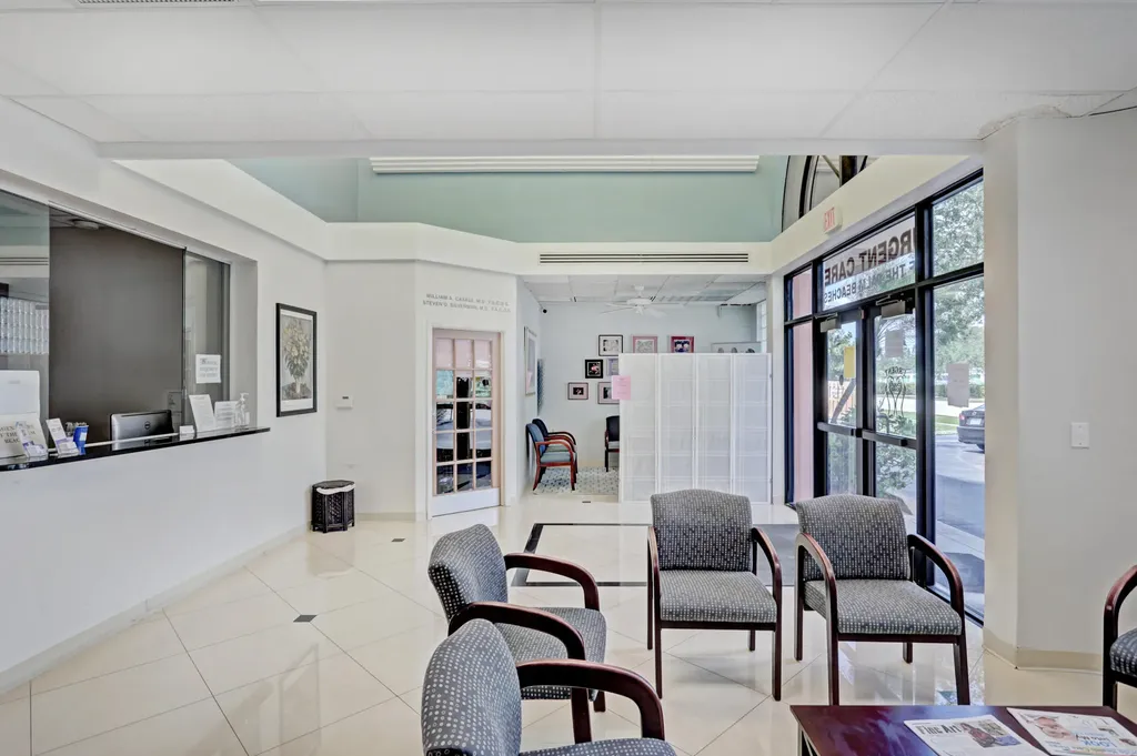 3537 Forest Hill Boulevard West Palm Beach FL 33406