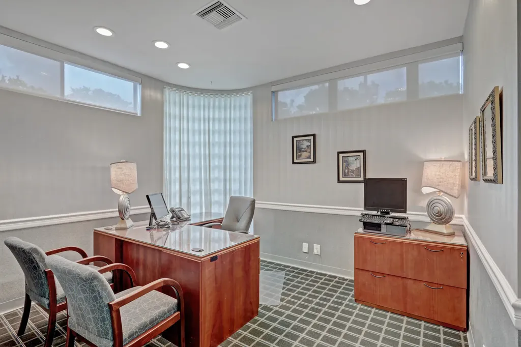 3537 Forest Hill Boulevard West Palm Beach FL 33406