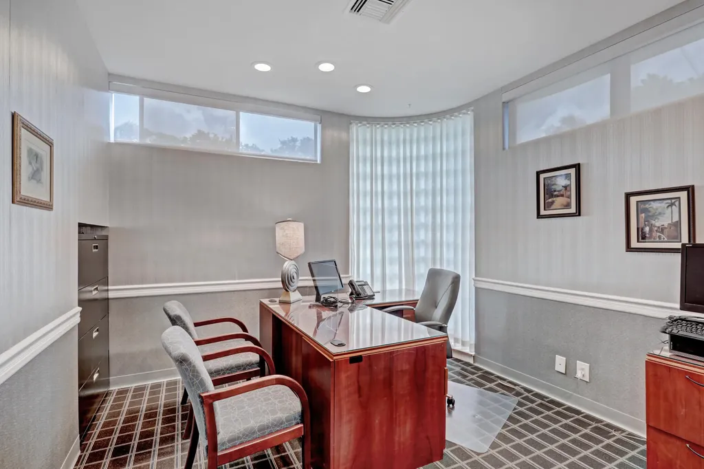 3537 Forest Hill Boulevard West Palm Beach FL 33406