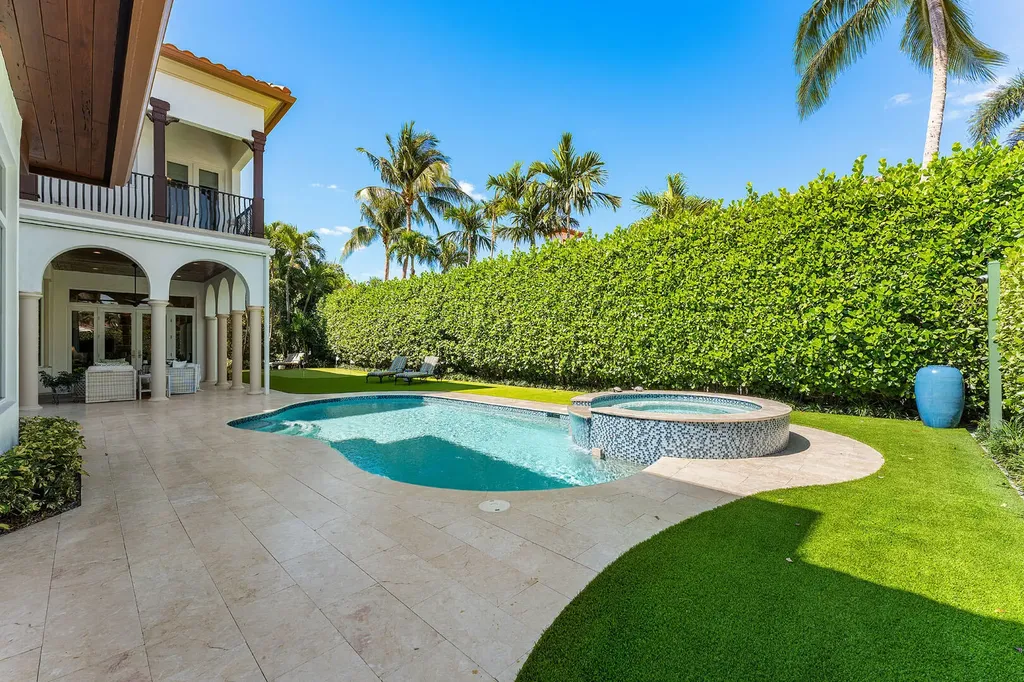 2233 Date Palm Road Boca Raton FL 33432