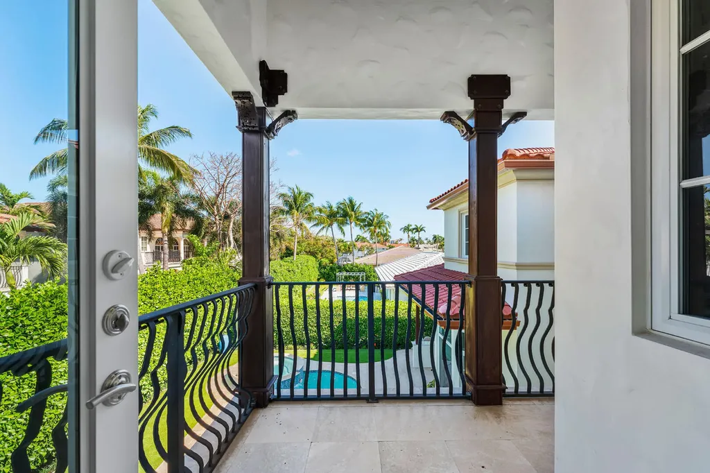 2233 Date Palm Road Boca Raton FL 33432