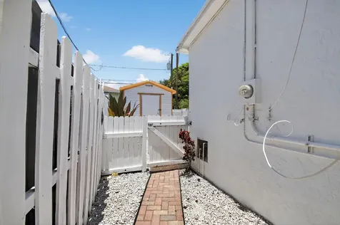 511 S K Street Lake Worth Beach FL 33460