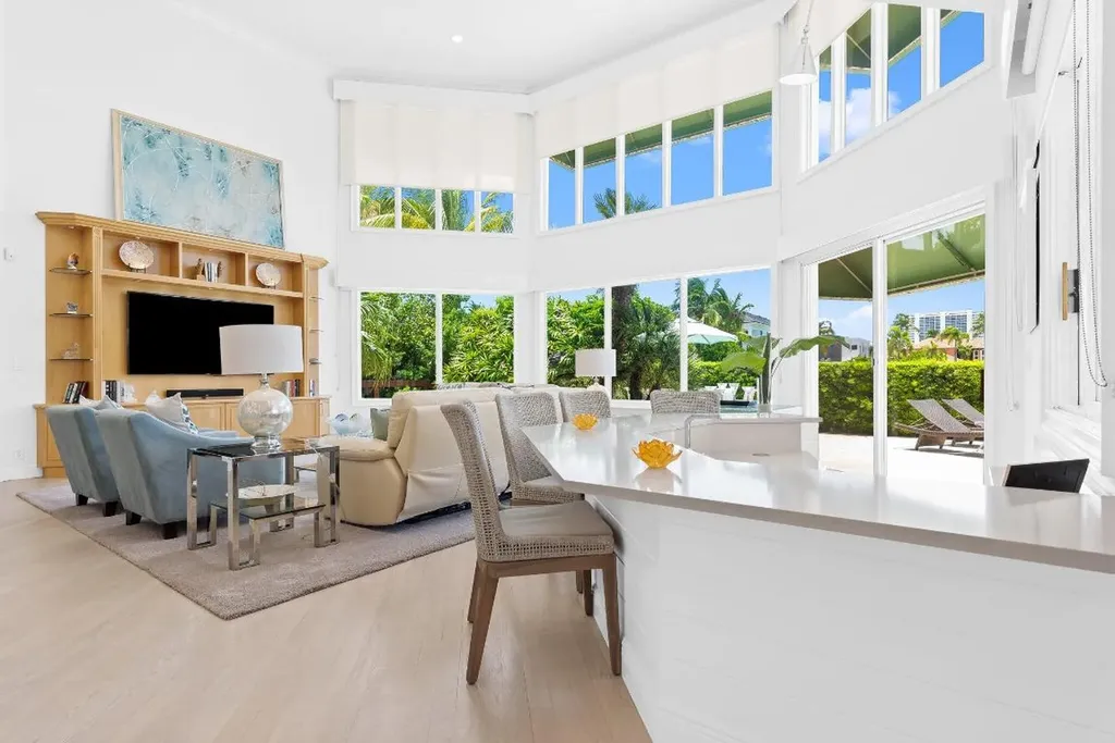 396 E Coconut Palm Road Boca Raton FL 33432
