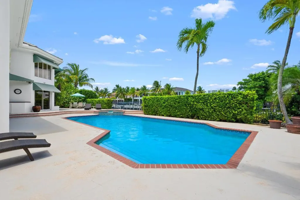 396 E Coconut Palm Road Boca Raton FL 33432
