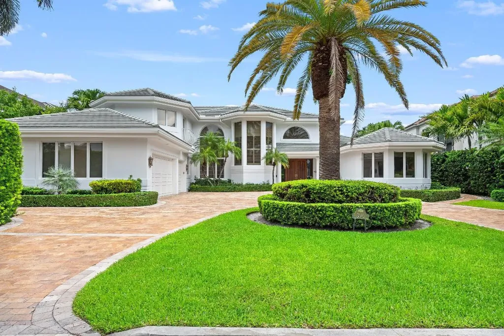 396 E Coconut Palm Road Boca Raton FL 33432