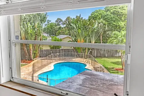 852 Palo Verde Court Haverhill FL 33415