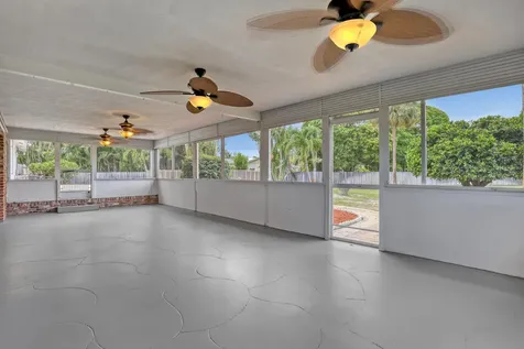 852 Palo Verde Court Haverhill FL 33415