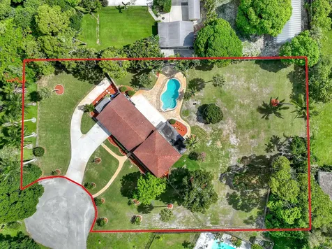 852 Palo Verde Court Haverhill FL 33415