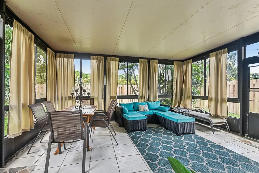 11063 Oakdale Road Boynton Beach FL 33437