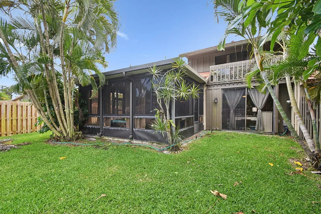 11063 Oakdale Road Boynton Beach FL 33437