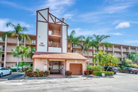 7280 Amberly Lane Delray Beach FL 33446
