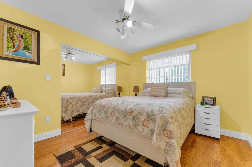 2745 Cambridge Road Lake Worth FL 33462