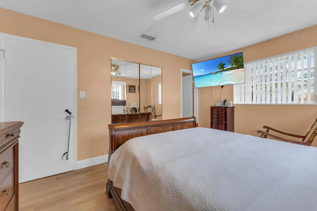 2745 Cambridge Road Lake Worth FL 33462