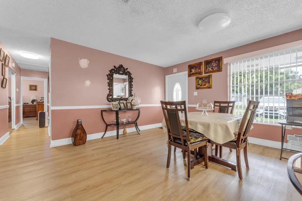 2745 Cambridge Road Lake Worth FL 33462